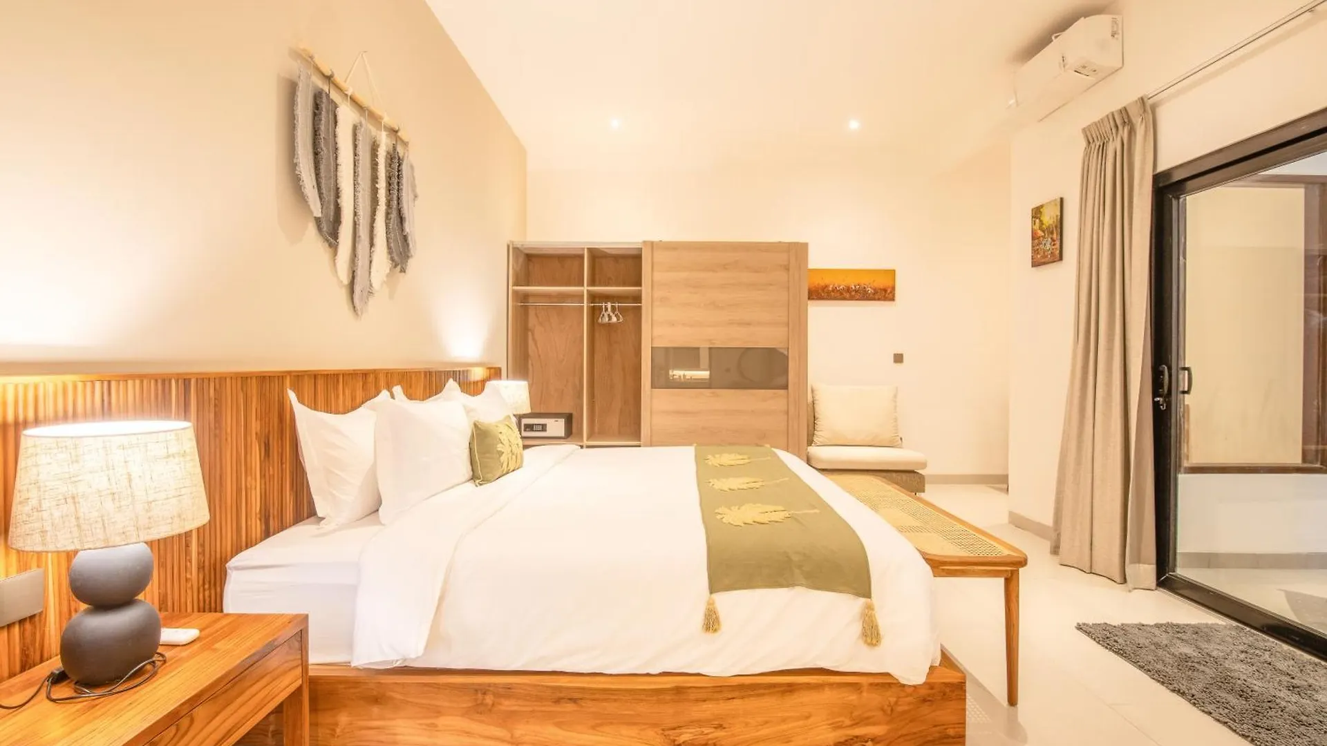 Amazing 4 Bd With Ricefield View Seminyak 0*,  Indonésie