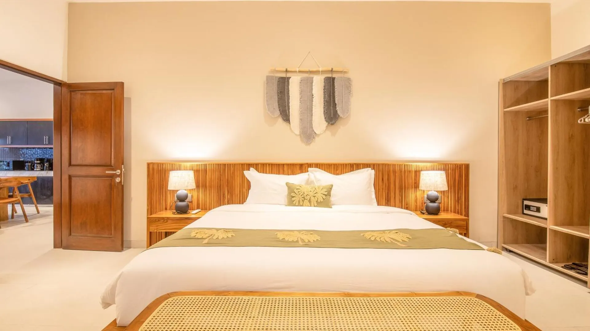 Vila Amazing 4 Bd With Ricefield View Seminyak